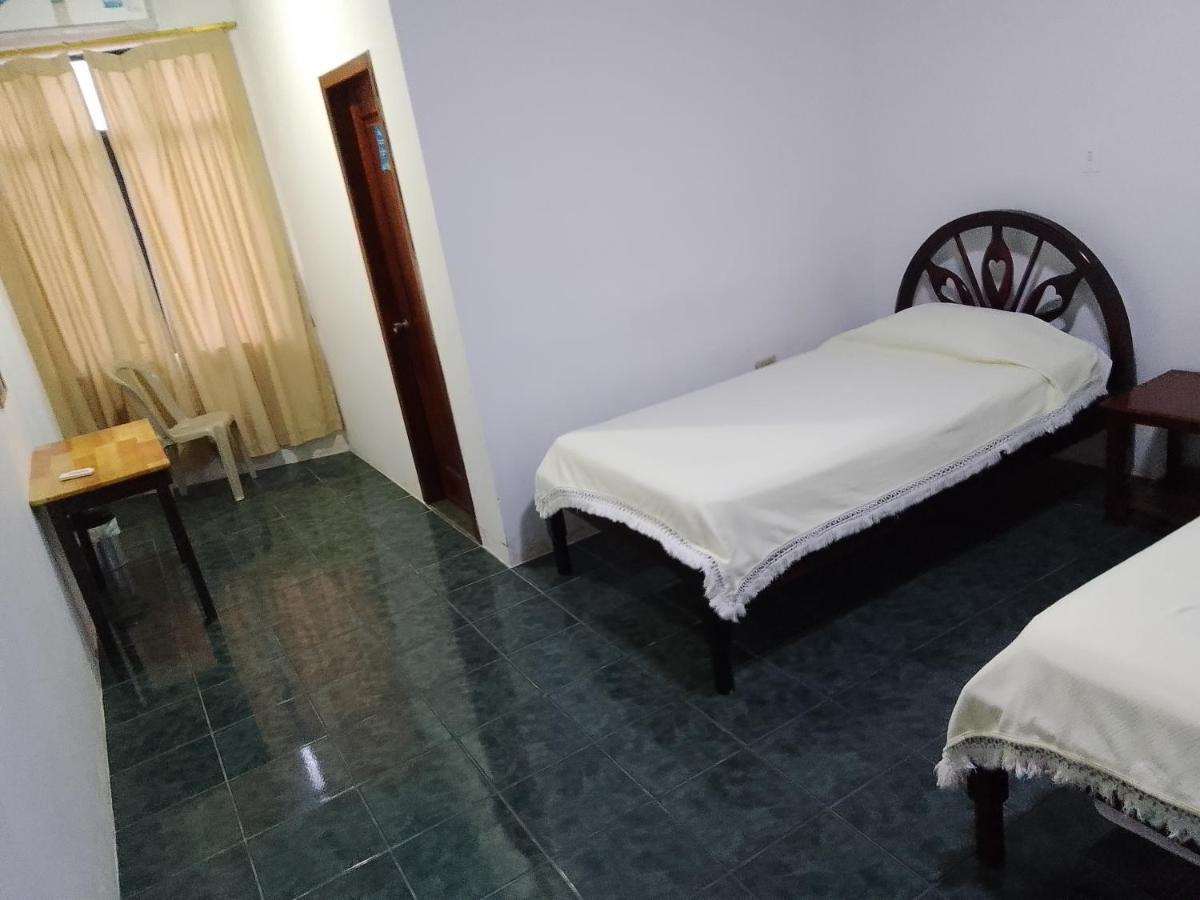 Hotel Isla Del Descanso Puerto Villamil Kültér fotó